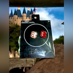 Disney Mickey Mouse red/ white shorts stud earrings NIP